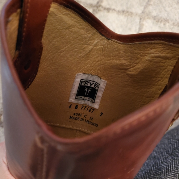 Frye Boots 6 - Picture 3 of 11